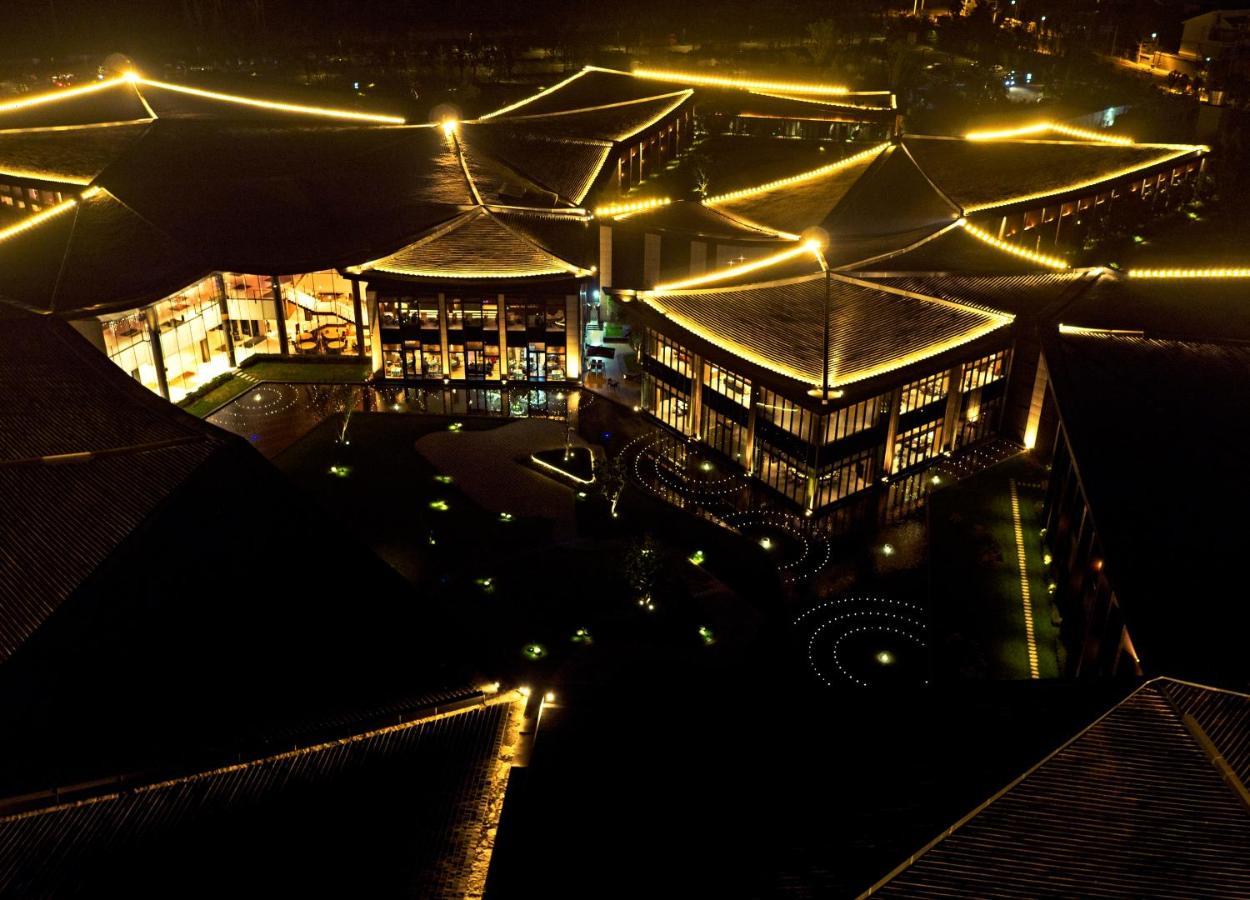 Pullman Kaifeng Jianye Hotel Exterior photo